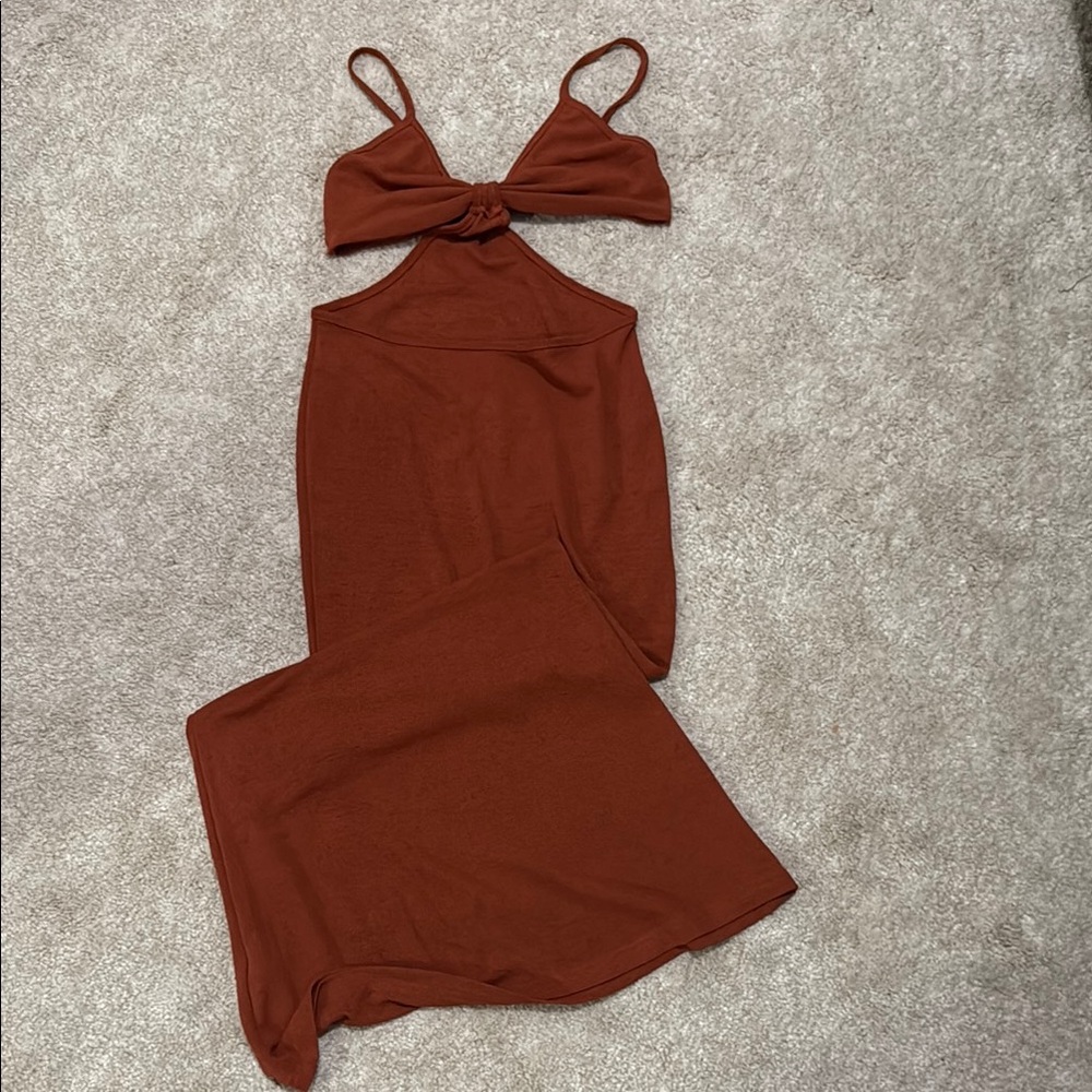 Rust Brown Cut-Out Maxi Dreas